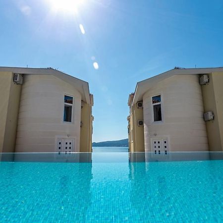 Adriadome Apartments Bijela Dış mekan fotoğraf