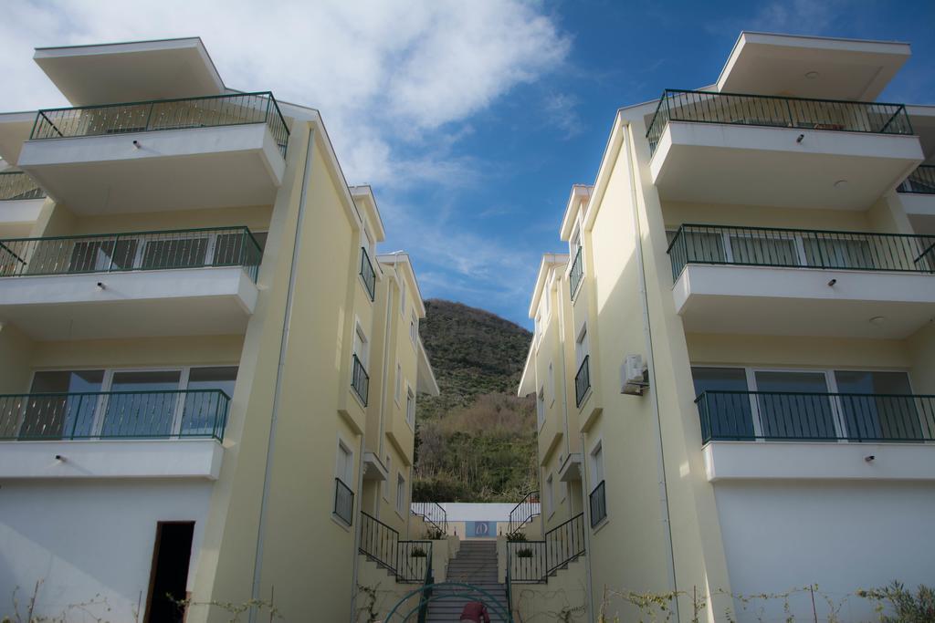 Adriadome Apartments Bijela Dış mekan fotoğraf