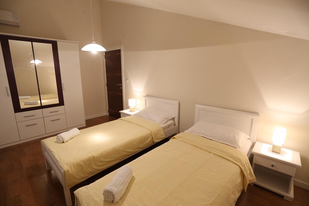 Adriadome Apartments Bijela Dış mekan fotoğraf
